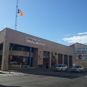 Ciutadans pide “la retirada inmediata” de la 'estelada' que ondea en el edificio del parque de Bombers de Sabadell