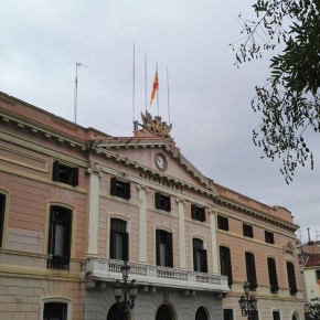 Ciutadans denunciarà a la Justícia a l'equip de Govern municipal de Sabadell si no torna a col·locar les banderes espanyola, sabadellenca i europea a l'Ajuntament